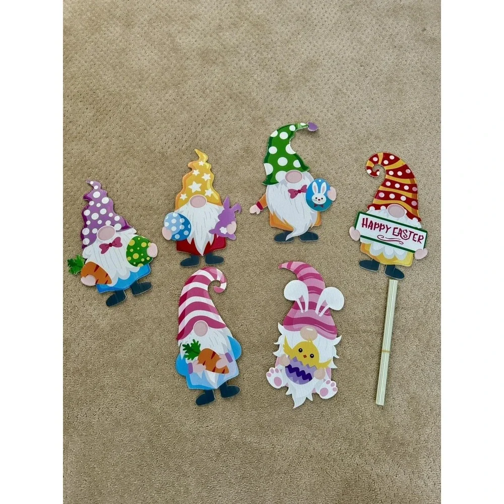 EASTER GNOMES Form Plastic Lawn Decorations with/Lawn Sticks-6 in Set (NEW)